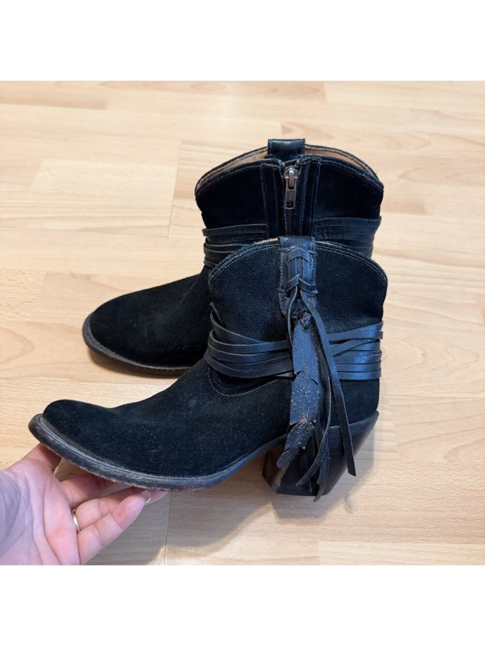 Lucchese Robyn Feather Black Suede Ankle Western Boots Womans Size 7.5 B